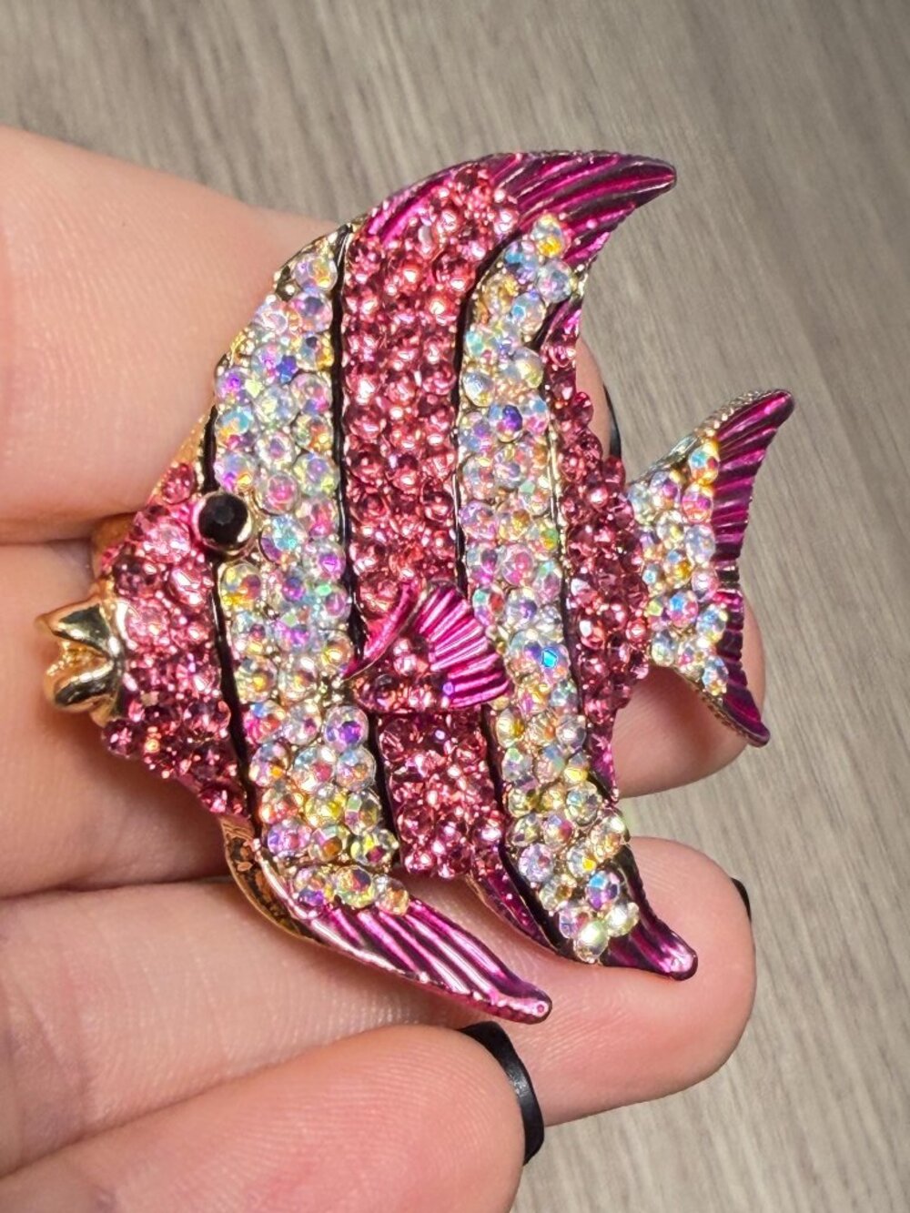 Angelfish Brooch Pink AB Rhinestones Tropical Fish 1.75 inches - Picture 4 of 7